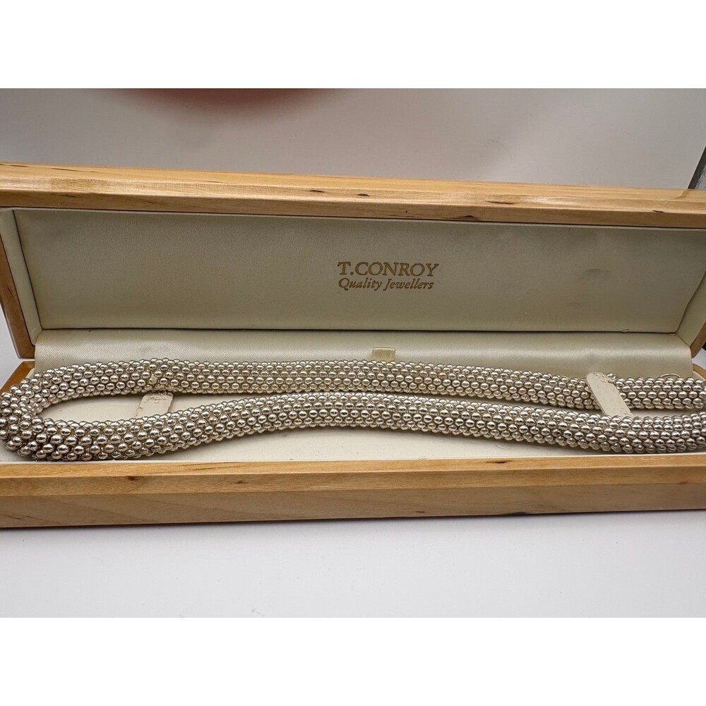 Stunning T. Conroy Quality Jewellers Silver Tone Bead Mesh Statement Necklace